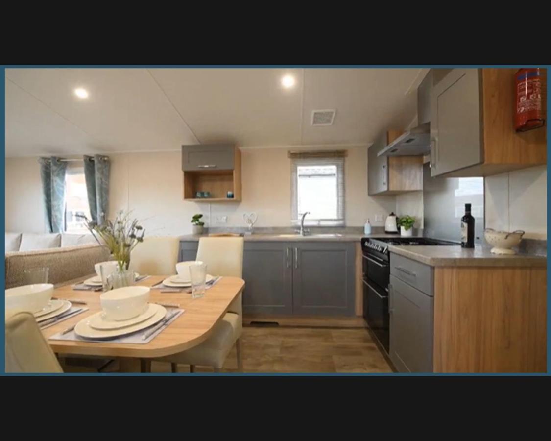Exotic 3-Bed Caravan At Newquay Holiday Park别墅 外观 照片